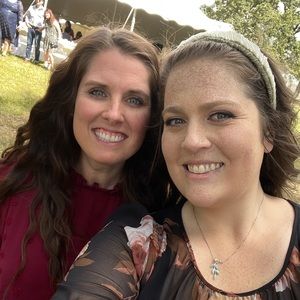 Meet your Posher, Nicholette & Beth!